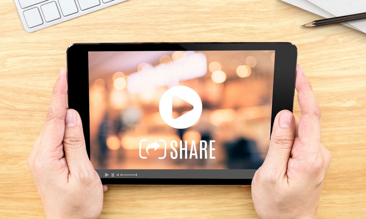 Hurricane Harvey: evacuations under way as storm heads for Texas.